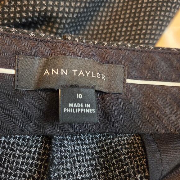 Ann Taylor Trousers Pants Textured, Tapered Leg, Ankle Length, sz 10 - Picture 3 of 11